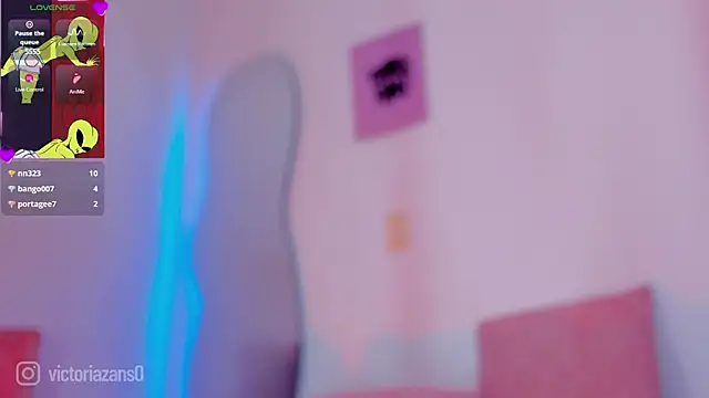 Chat ao vivo de Vickyallien