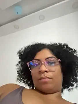 Tana_latin1-n Live chat-huone