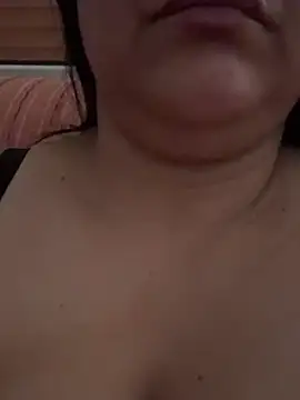 daianaspencer Adlı Modelin Canlı Sohbet Odası