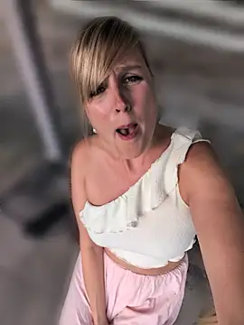 Sexybiene969 Live Chatrum