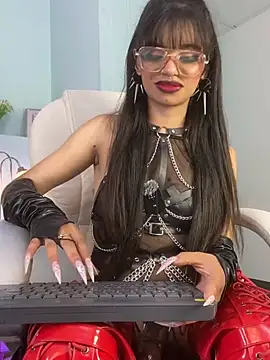 Emerald_gh's Live Chat Room