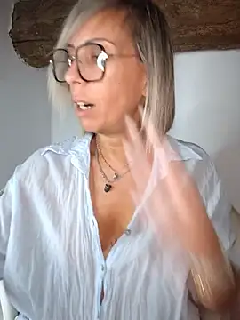 Savage_83 Live chatroom