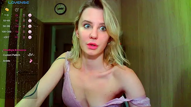 Caramel_piegirl's Live Chat Room