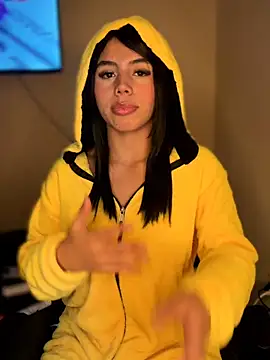 Laura-Khalifa Cameră chat live