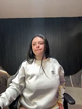 Chat soba uživo modela Cute_Angell_