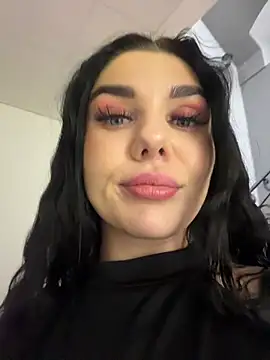 غرفة دردشة MaeveMoon المباشرة
