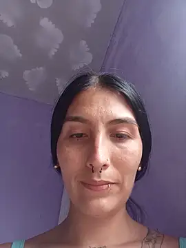 single_mother_indecent Adlı Modelin Canlı Sohbet Odası