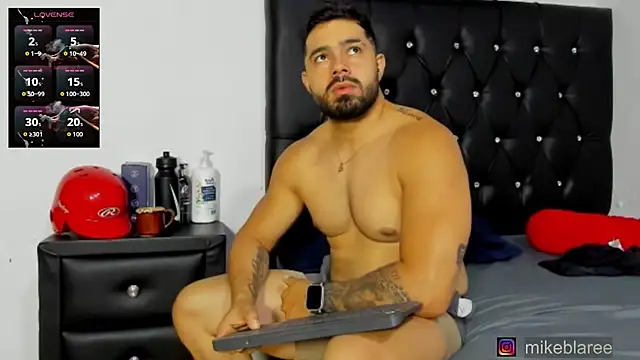 mikeblaree Live chatroom