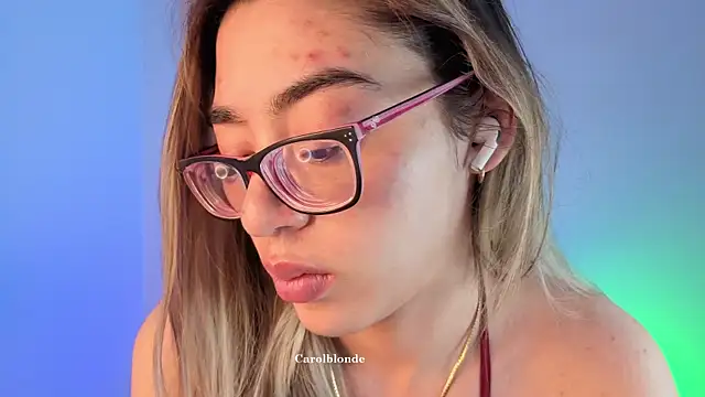 Chat ao vivo de Carolblonde