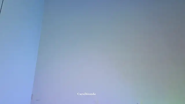 Carolblonde Adlı Modelin Canlı Sohbet Odası