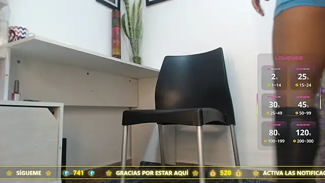 Živá chatovací místnost StephyJones1