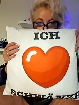 HotSilli152 Live Chatrum