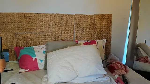 Pokój czatu na żywo – Jackiehmilf52