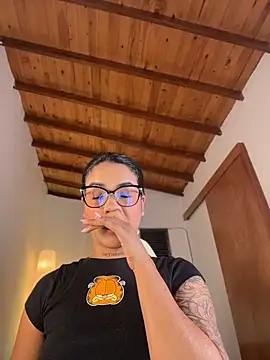 Sala de chat en directo de Maryybellax