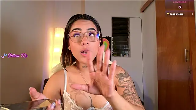 Maryybellax Adlı Modelin Canlı Sohbet Odası