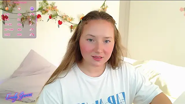 Živá chatovací místnost EmilyxxGraces