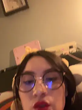 VALENORTIZ7's Live Chat Room