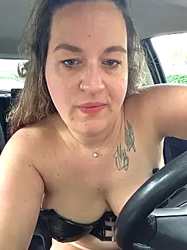 justtess Live Chatraum
