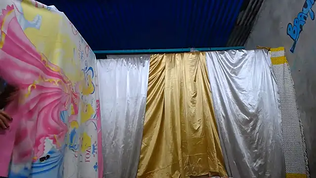 Živá chatovací místnost alina_maturehot