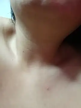 Pussy-Hairy-Horny Live Chatraum
