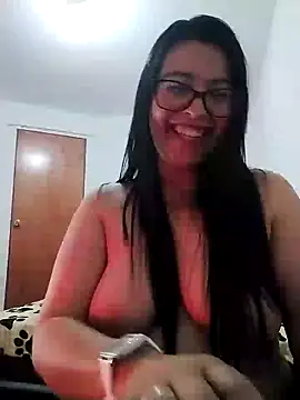 saira2fantasian Live chat-huone