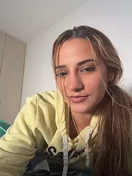 חדר צ'אט בשידור חי של Vaniluu9