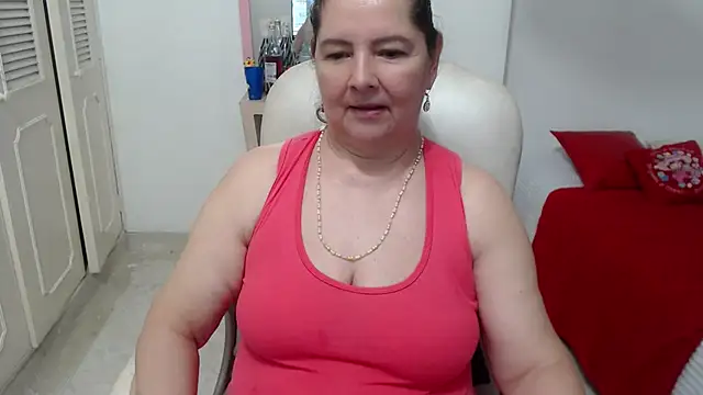 leonela_69 Adlı Modelin Canlı Sohbet Odası