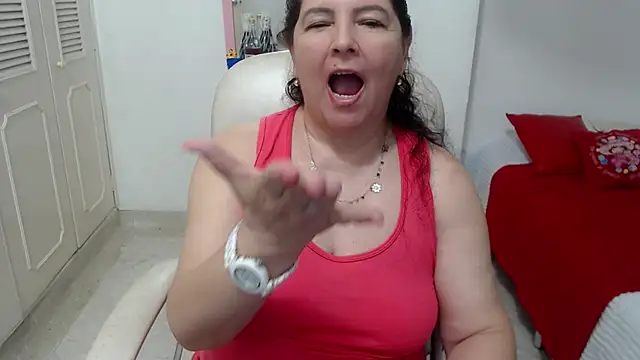 leonela_69 Adlı Modelin Canlı Sohbet Odası