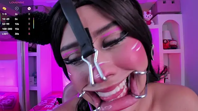 غرفة دردشة miss___megan المباشرة