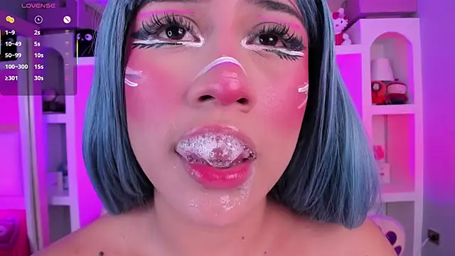غرفة دردشة miss___megan المباشرة