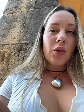 Živá chatovací místnost Mona_Plus