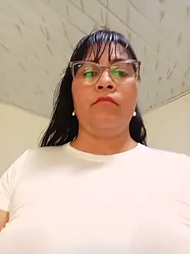 Dirty_Pregnant_Mommy Cameră chat live