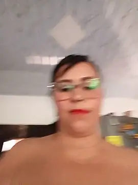Dirty_Pregnant_Mommy Adlı Modelin Canlı Sohbet Odası