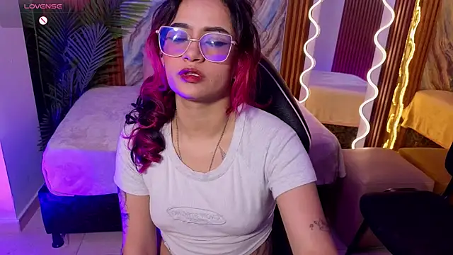 Chat soba uživo modela kristen_tay
