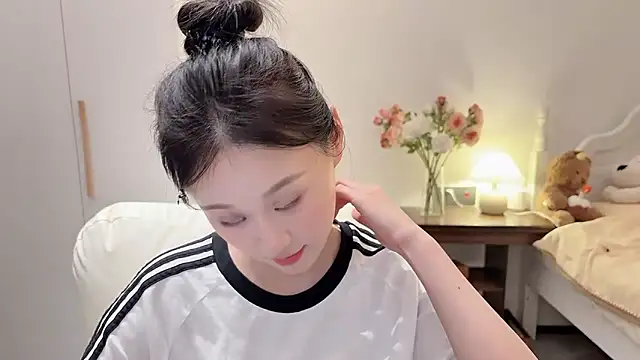 Hu-uzzzZ's Live Chat Room