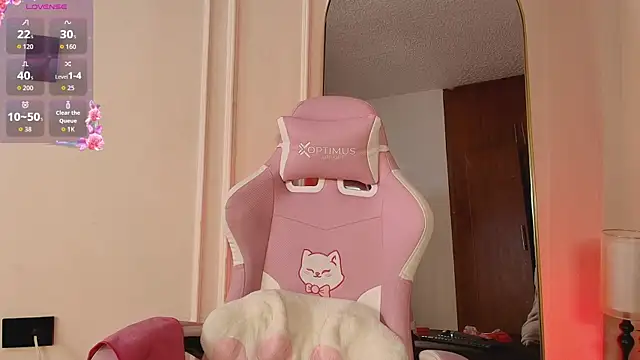 JasmineRoss_1's Live Chat Room