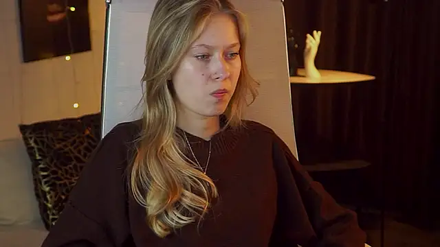 EveMundie чат на живо