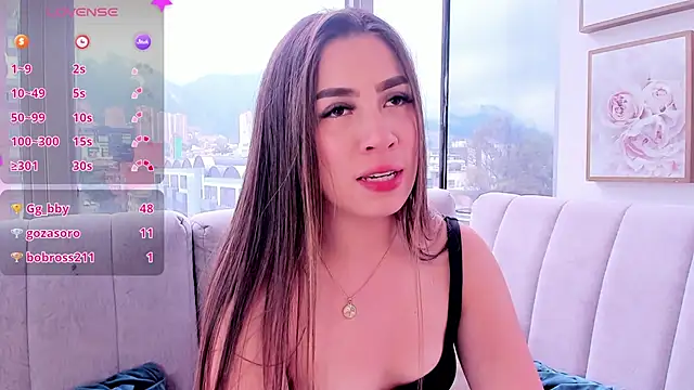 Ivanna_West's Live Chat Room