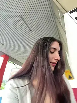 Онлайн чат sexymelli18