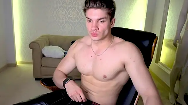 عرض كام MaxKaiden الجنسي المباشر