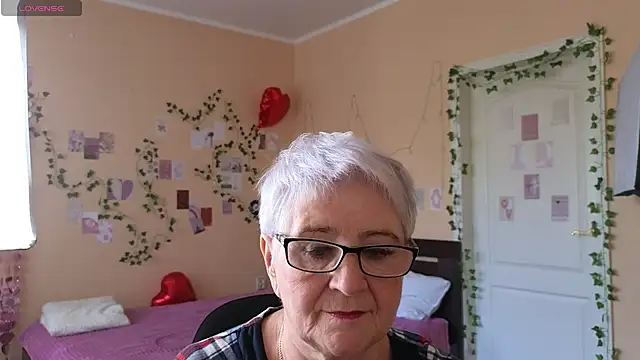 Živá chatovací místnost Sandra_Snowflake