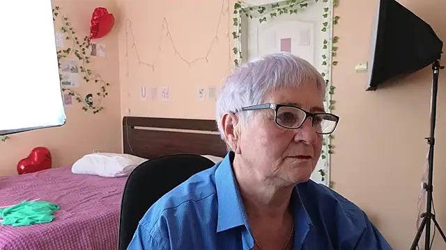 Sandra_Snowflake: δωμάτιο απευθείας συνομιλίας