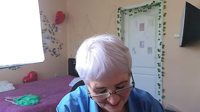 Živá chatovací místnost Sandra_Snowflake