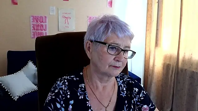 Živá chatovací místnost Sandra_Snowflake