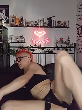 Sala de chat ao vivo de MirianaB