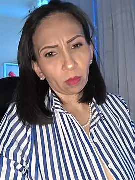Chat soba uživo modela Mrsvictoriaaa