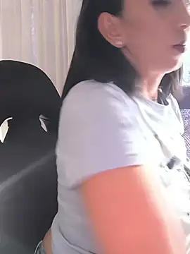 Mrsvictoriaaa élő chatszobája