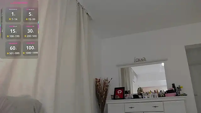 JanelleBrown_ 即時聊天室