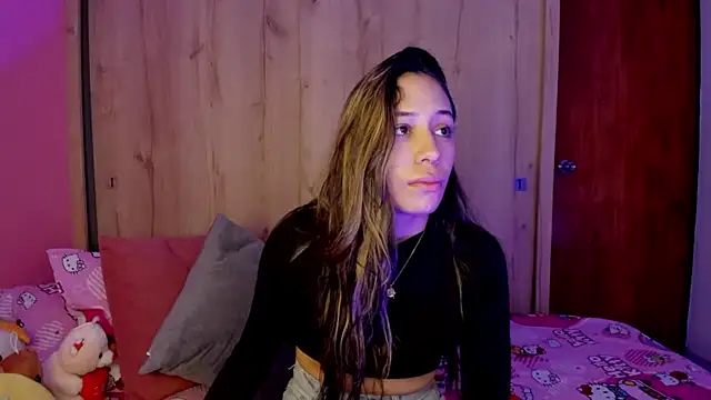 TANIA_06 Live chatroom