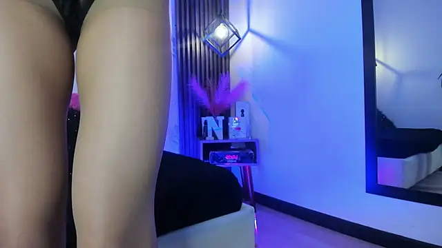 NahomyCarther – live chatrum